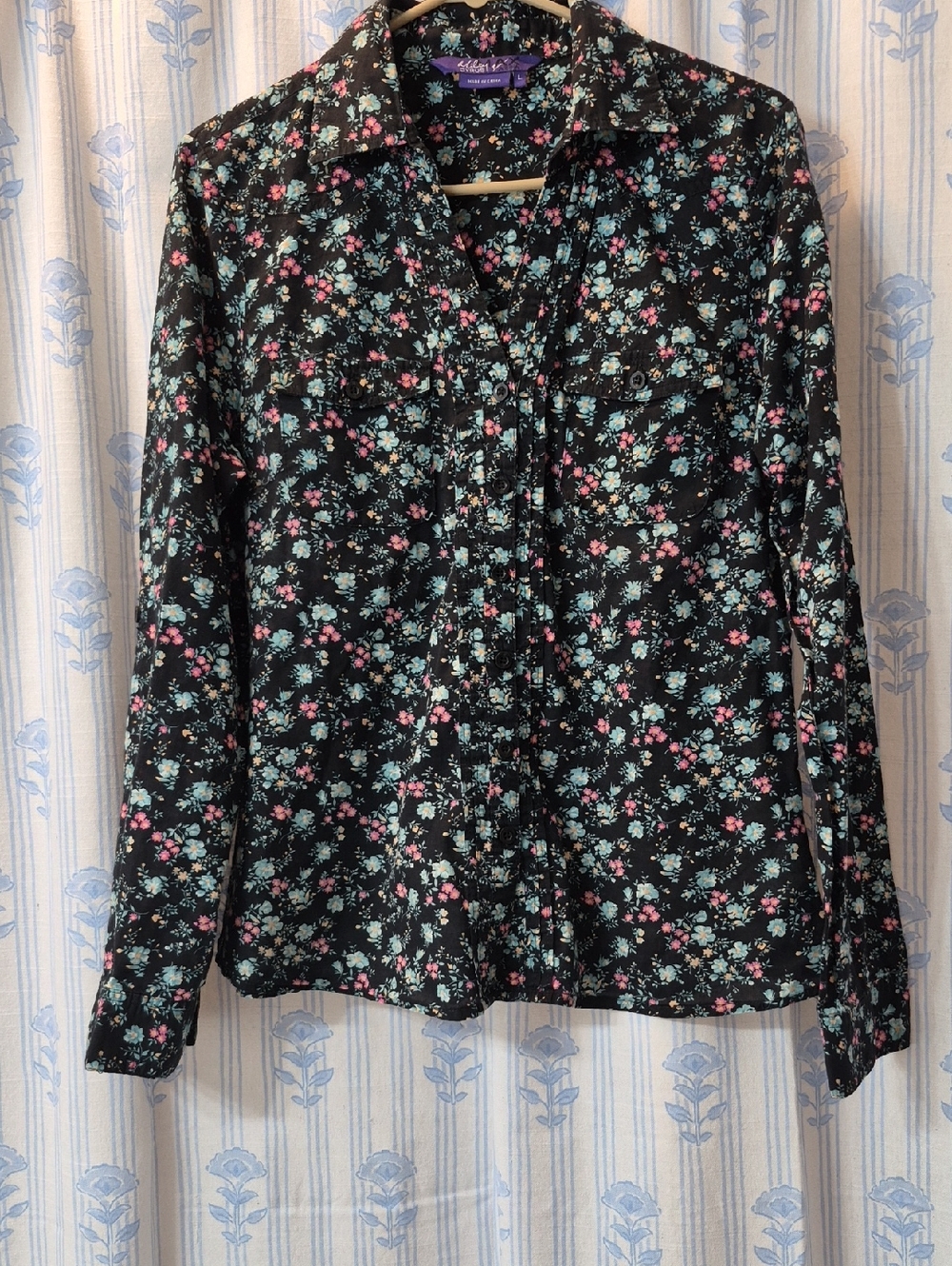 Miley Cyrus MAX Azria Black Floral Button Long Sleeve Blouse Sz L